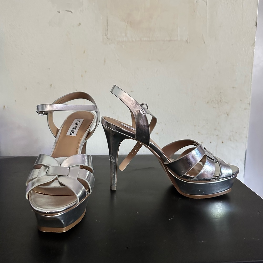 Sexy silver platforms by Steve Madden